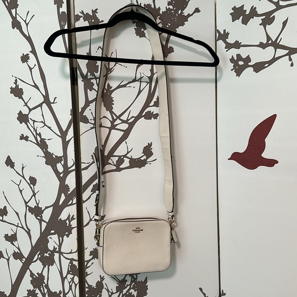 Coach purse - Picture 5 of 8